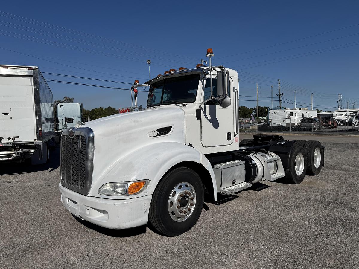 Used 2012 PETERBILT 386