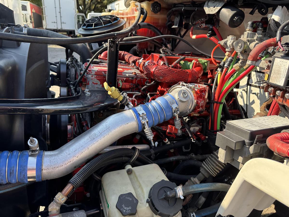 Used 2014 Freightliner® M2 106