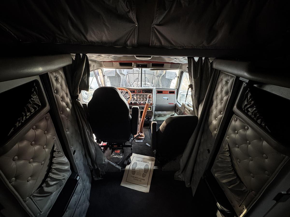 Used 2007 KENWORTH W900L