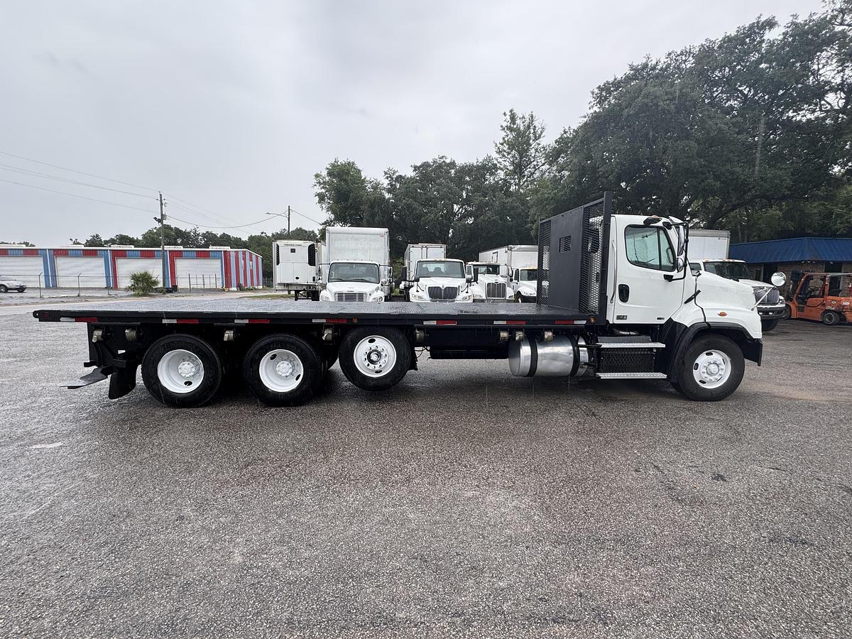Used 2014 Freightliner® 114SD