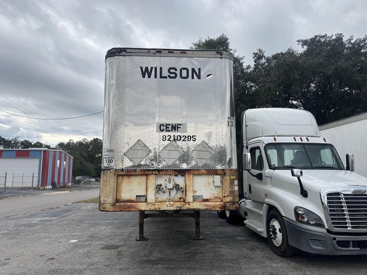 Used 1992 FRUEHAUF DRY VAN TRAILER