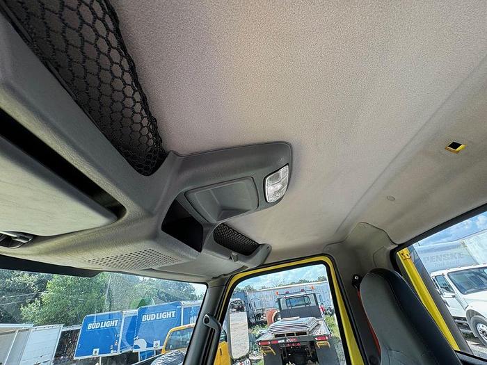 Used 2018 International® RH™ Series Day Cab