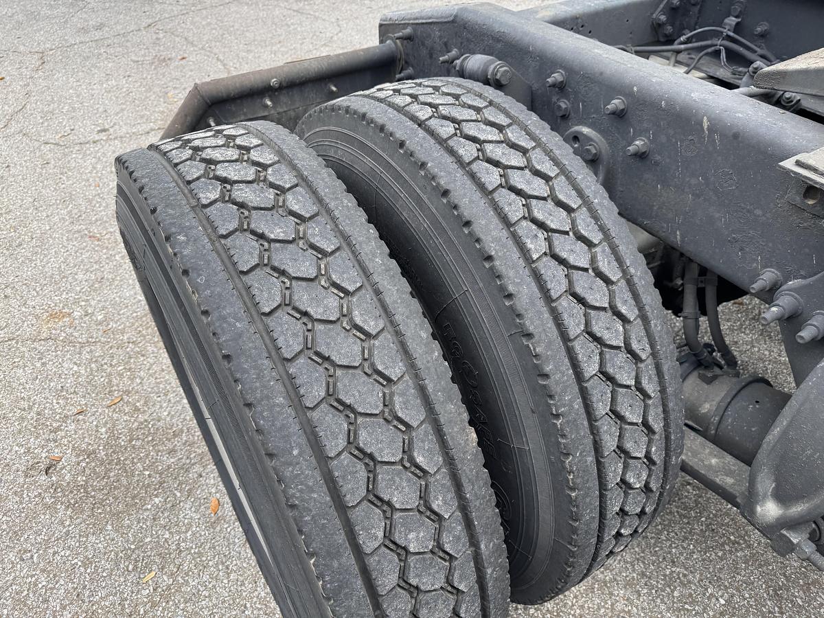 Used 2017 Freightliner® CASCADIA