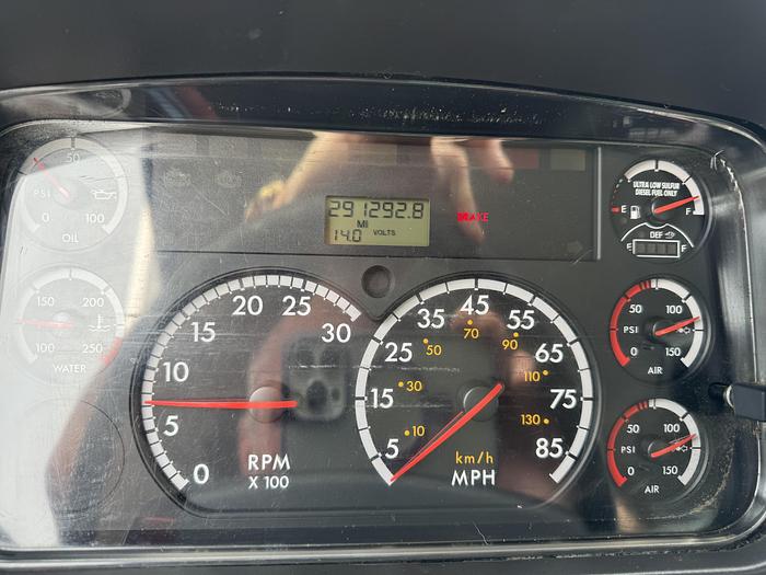 Used 2015 Freightliner® M2 106