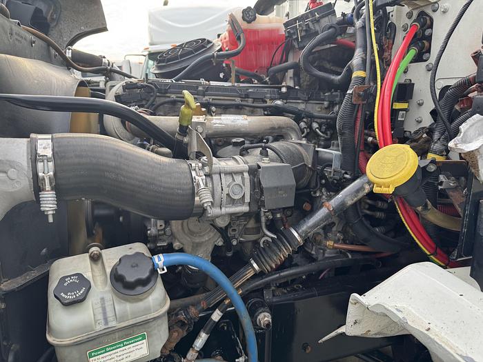 Used 2016 WESTERN STAR 4700 SF