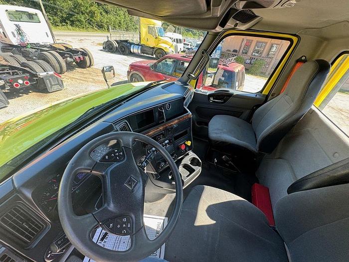 Used 2020 International® RH™ Series