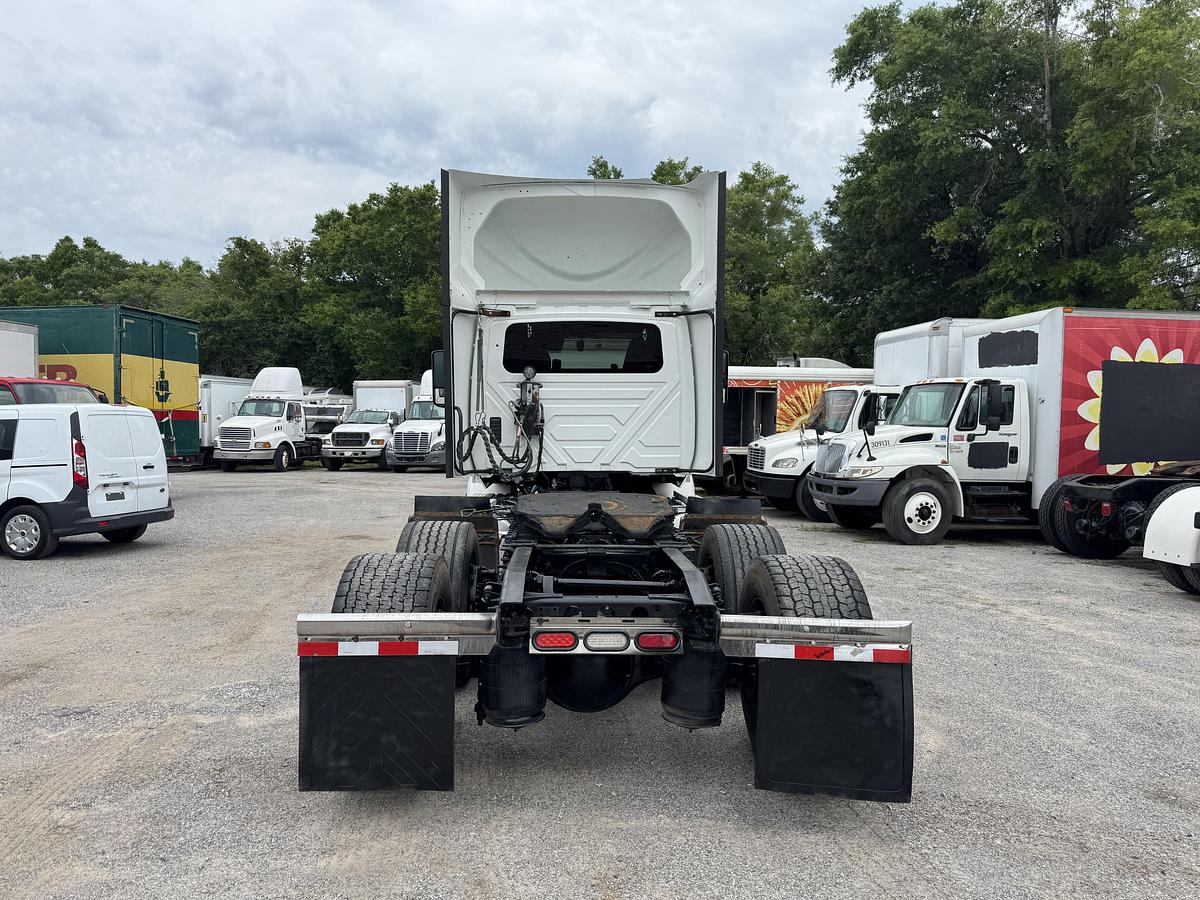 Used International® RH™ Series Day Cab