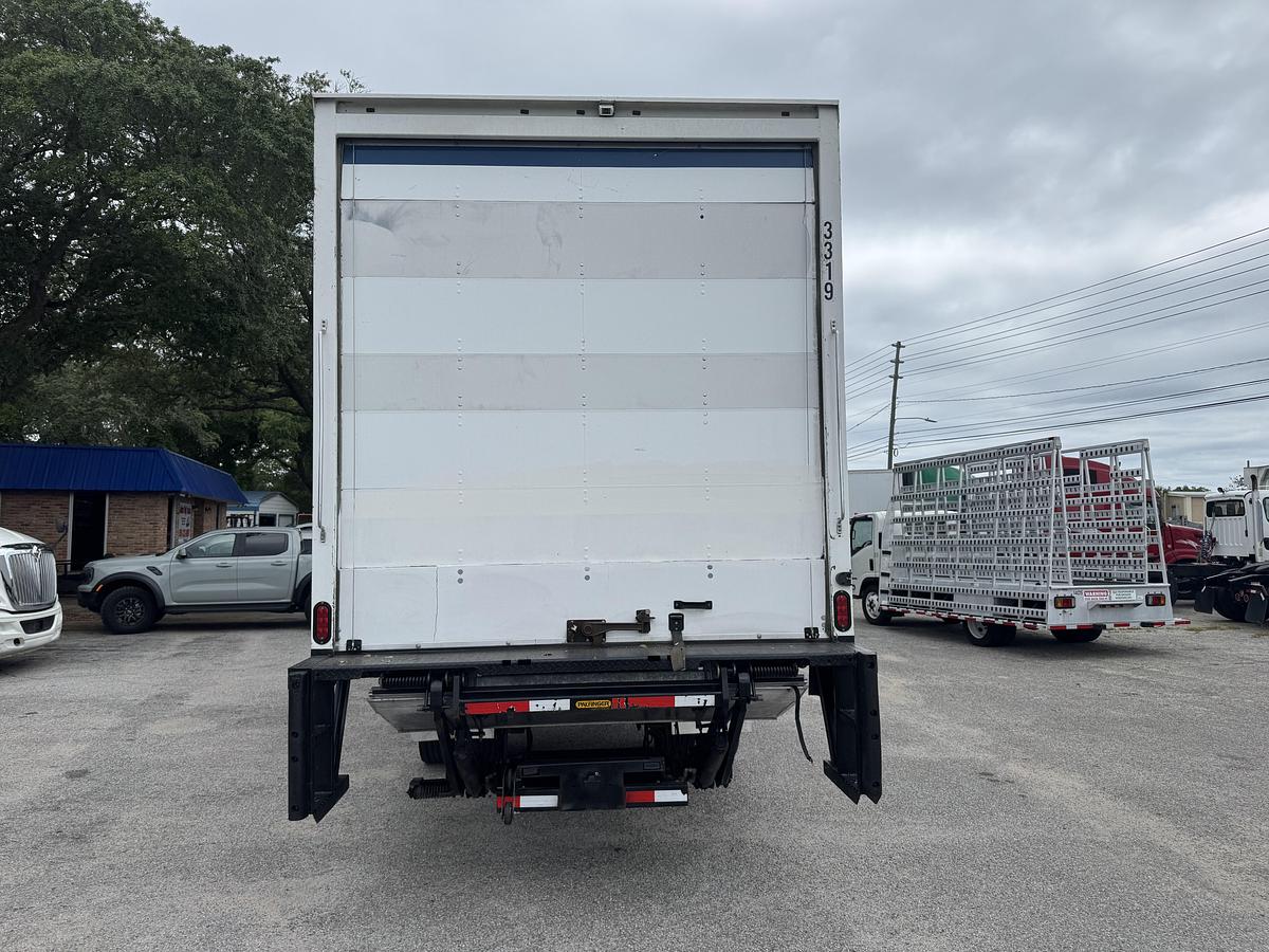 Used 2018 Freightliner® M2 106