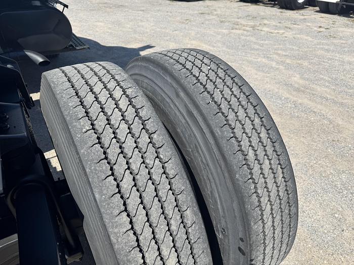 Used 2007 INTERNATIONAL 4300