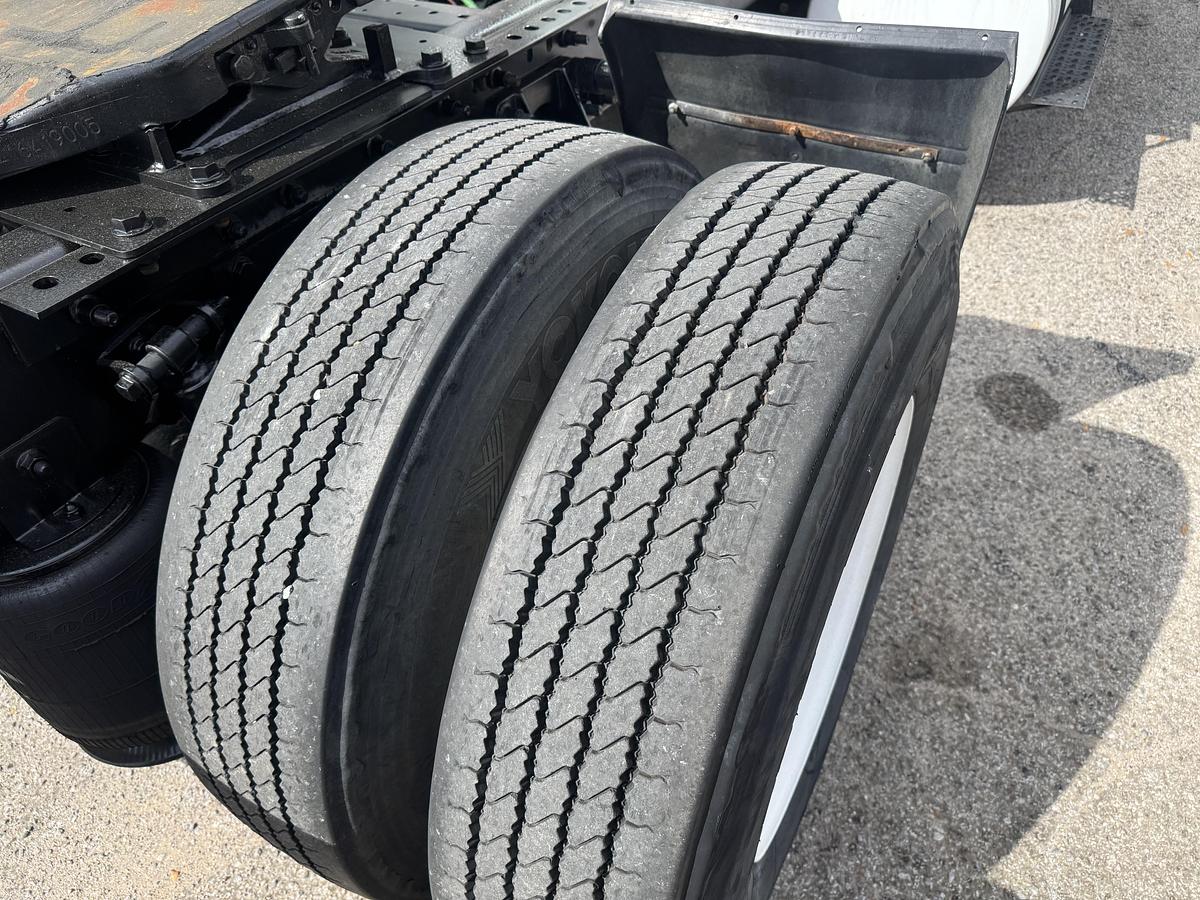 Used 2007 INTERNATIONAL 8600