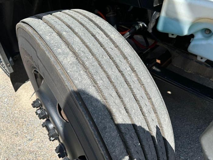 Used 2018 International® RH™ Series Day Cab