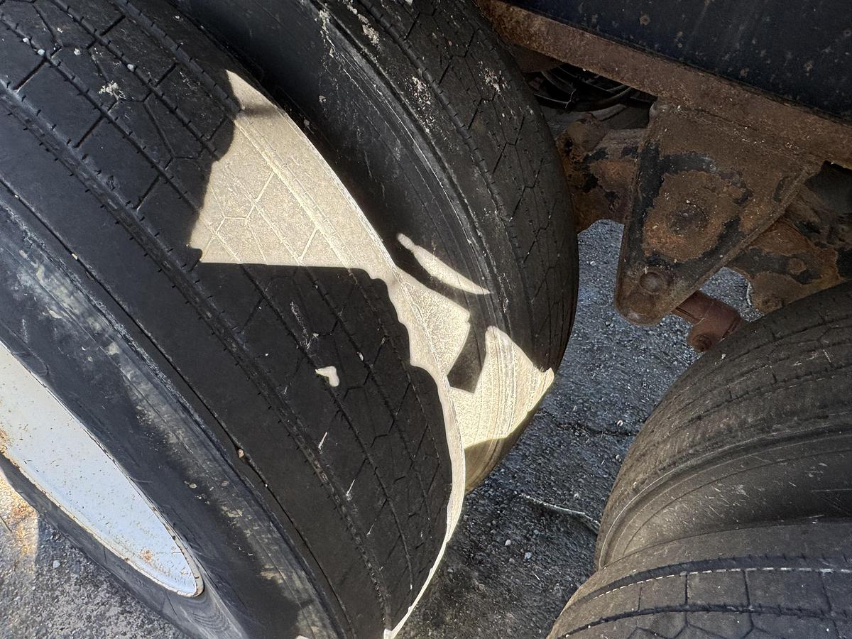 Used 1999 FRUEHAUF 45FT FLATBED TRAILER