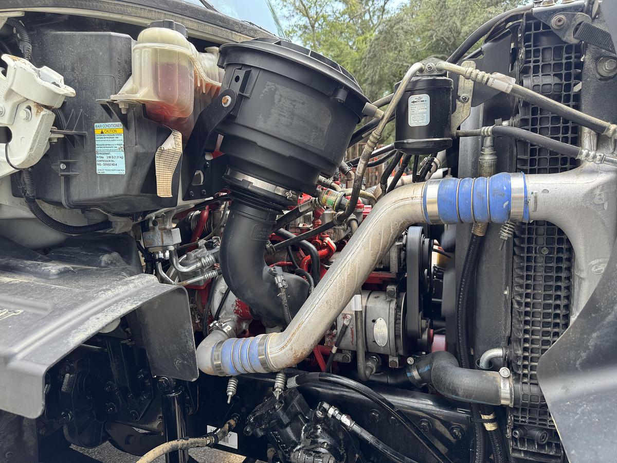 Used 2016 Freightliner® 108SD