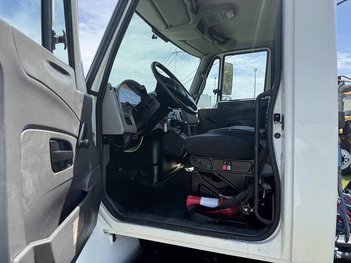 Used 2009 International® 4400