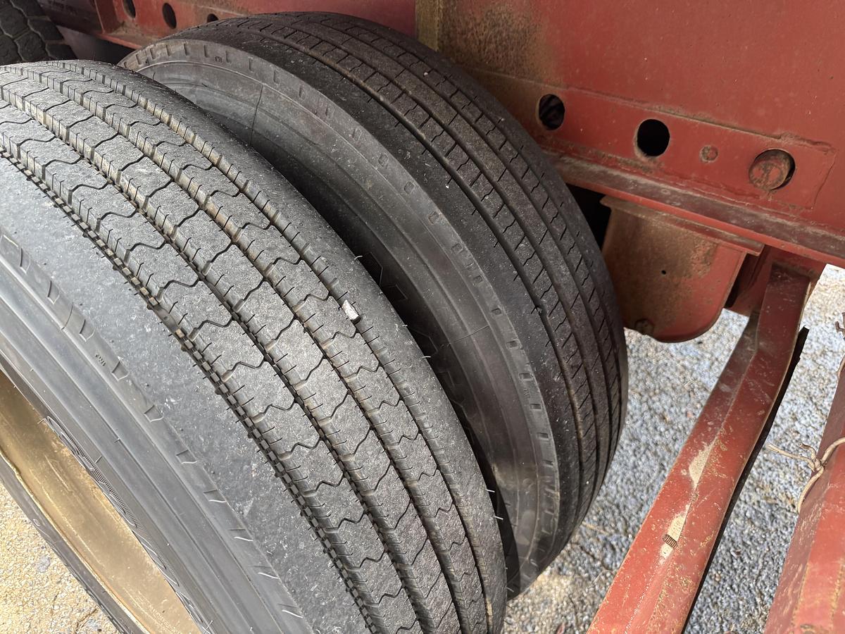 Used 2005 CLARK FLATBED TRAILER