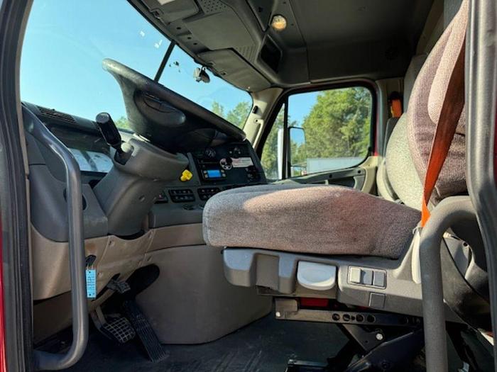 Used 2019 Freightliner® Cascadia®