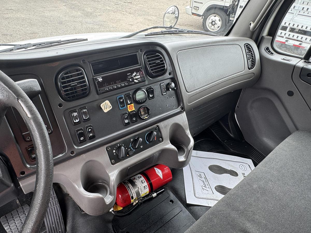 Used 2018 Freightliner® M2 106