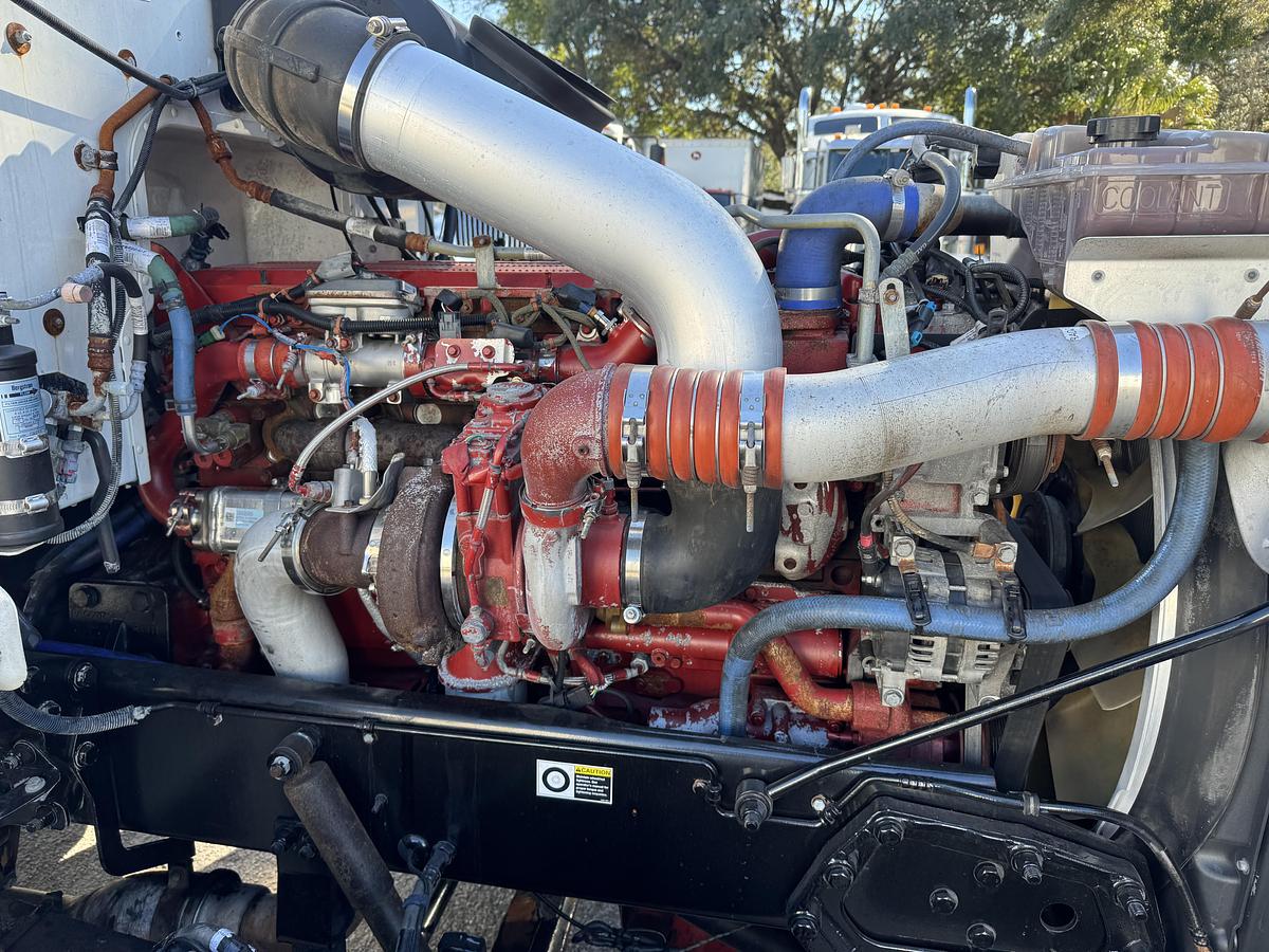 Used 2012 PETERBILT 386