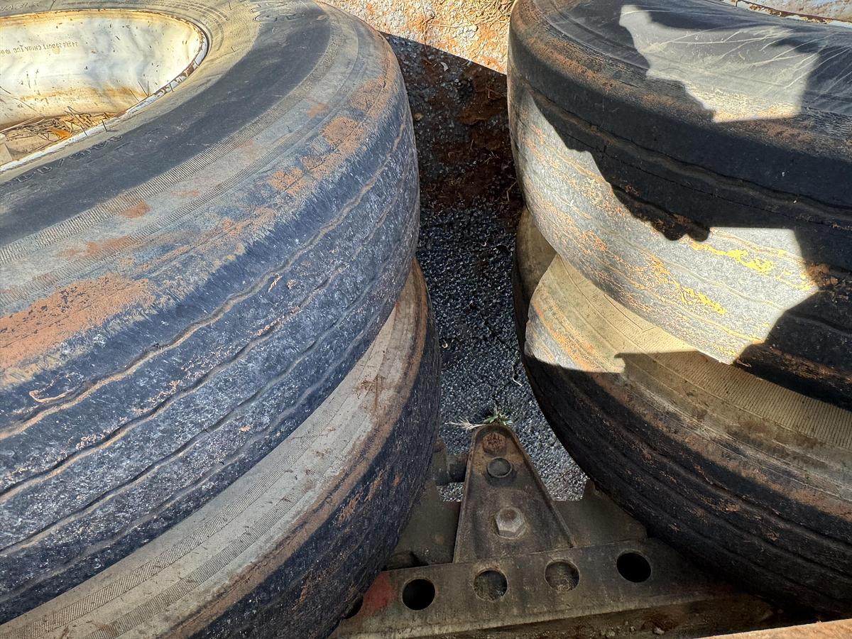 Used 1985 AZTEC 45FT FLATBED TRAILER