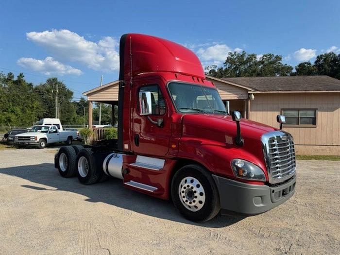 Used 2019 Freightliner® Cascadia®