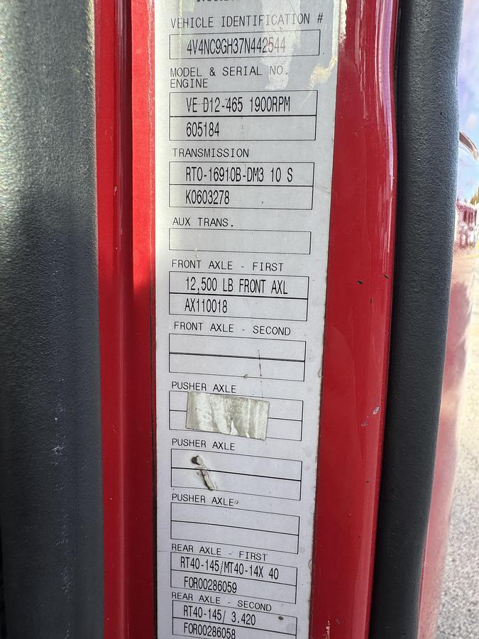 Used 2007 VOLVO VNL 780