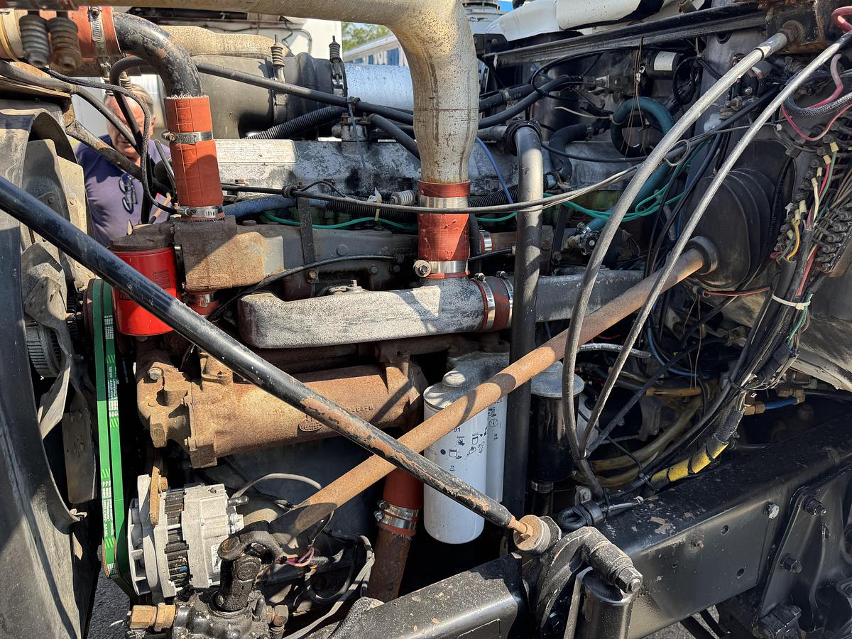 Used 1990 MACK RD 688S