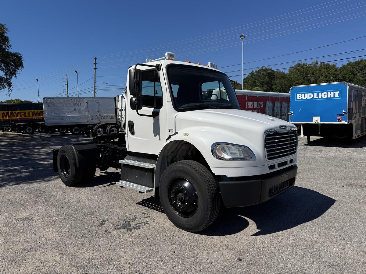Used 2016 Freightliner® M2 106