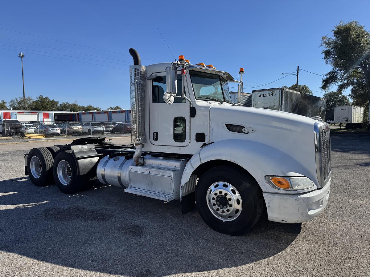 Used 2012 PETERBILT 386