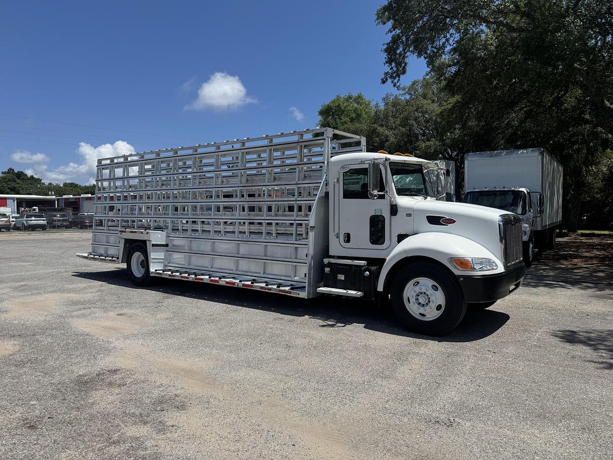Used 2012 PETERBILT 330