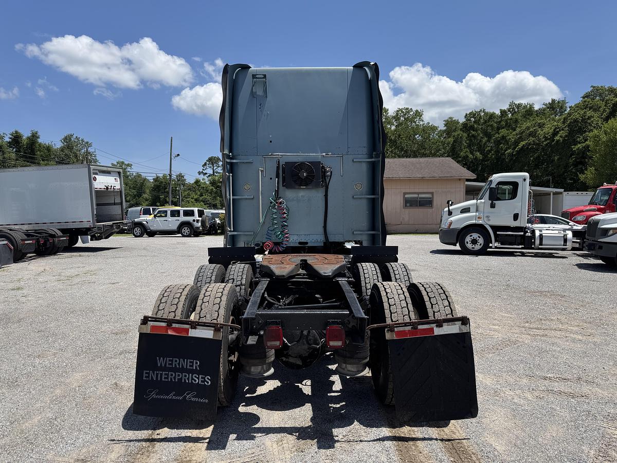 Used 2006 Freightliner® CLASSIC XL