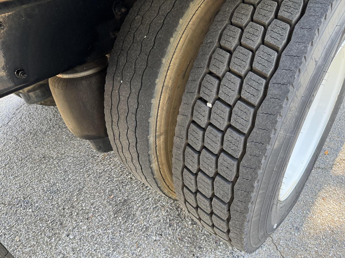 Used 2015 Peterbilt 337