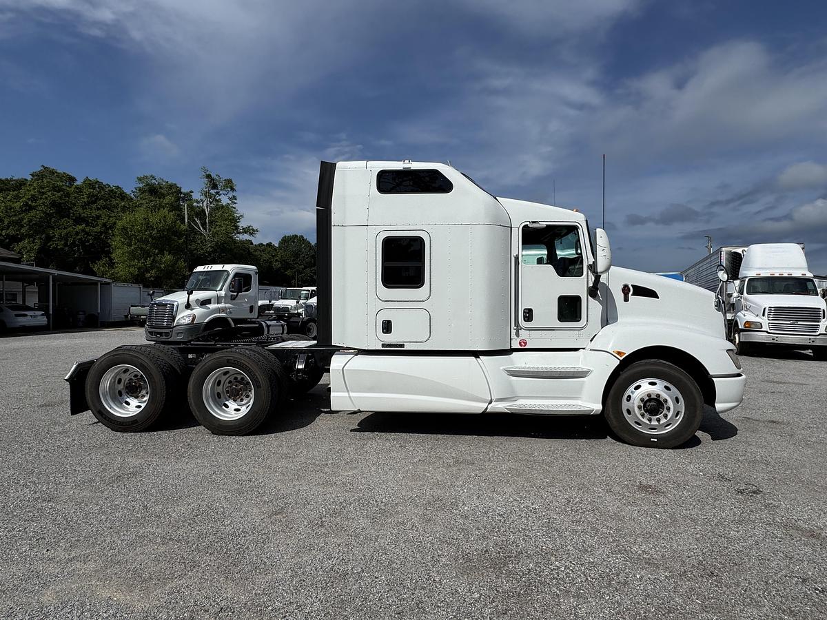 Used 2013 KENWORTH T660