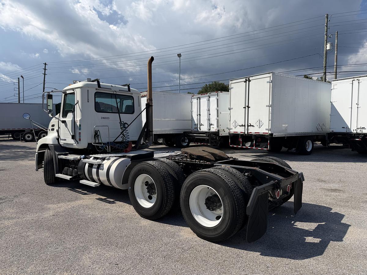 Used 2016 MACK CXU 613