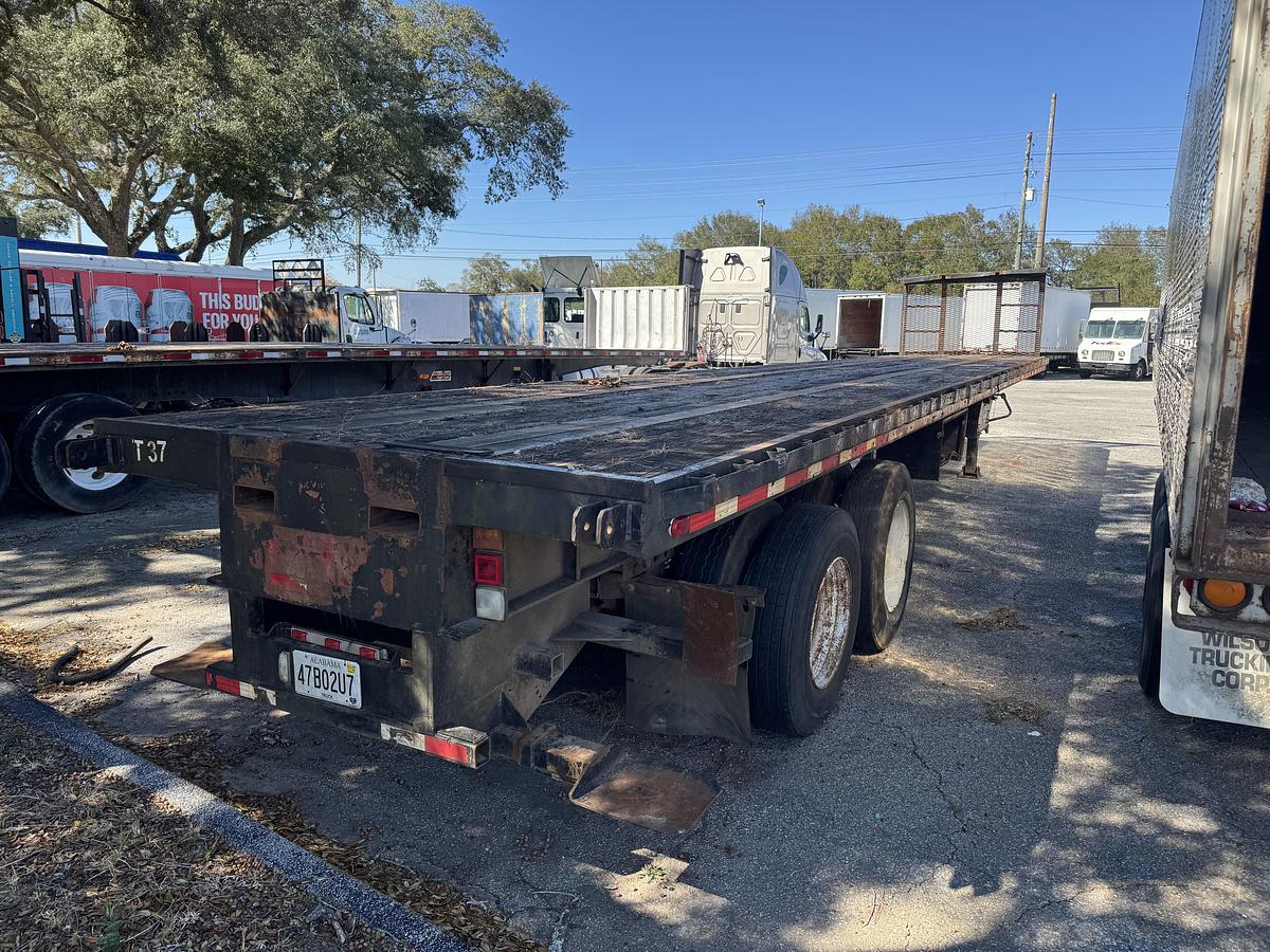Used 1985 AZTEC 45FT FLATBED TRAILER