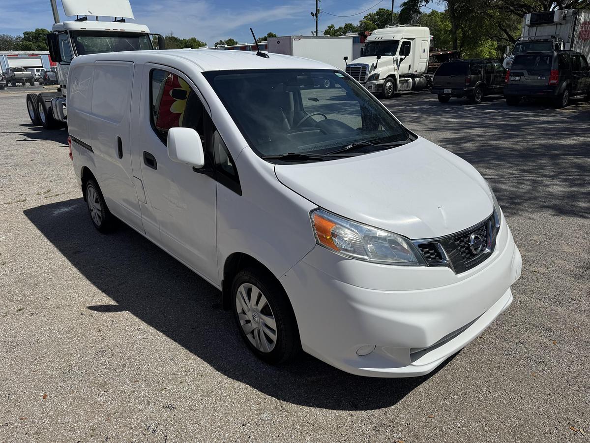 Used 2015 NISSAN NV200 SV