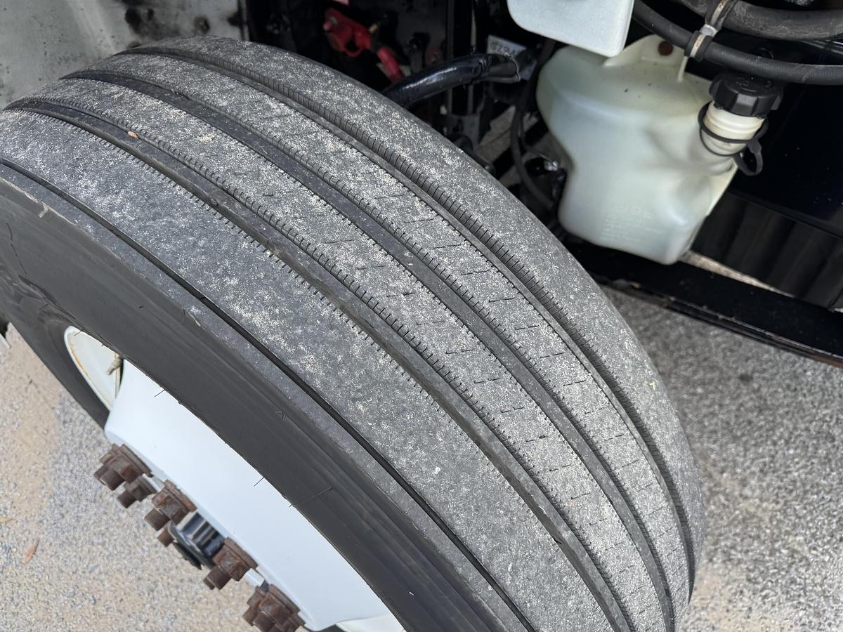 Used 2016 Freightliner® M2 106