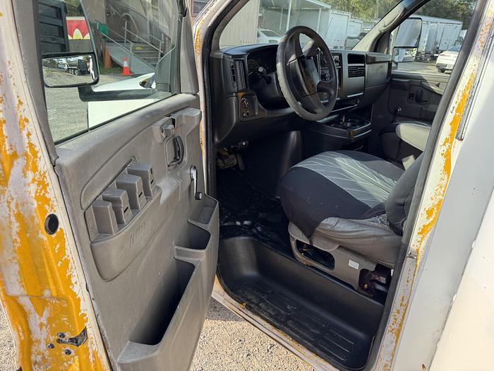 Used 2004 GMC SAVANA 3500