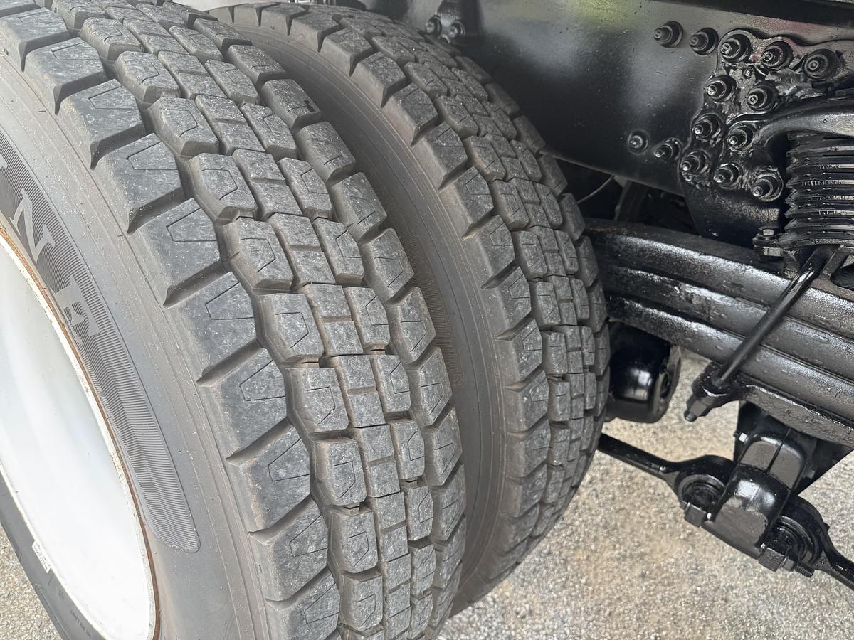 Used 2013 Freightliner 114SD