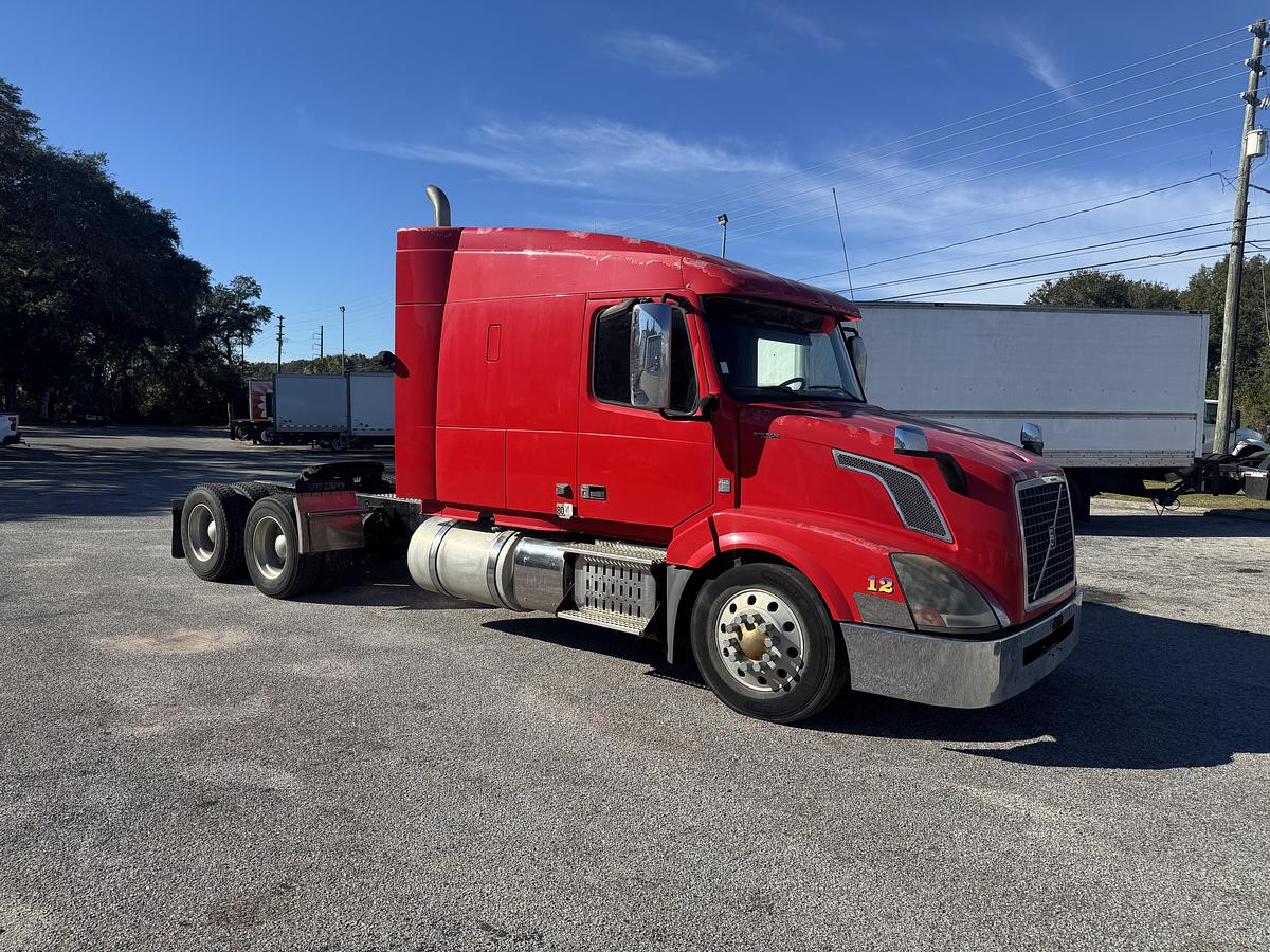 Used 2013 VOLVO VNL 64T