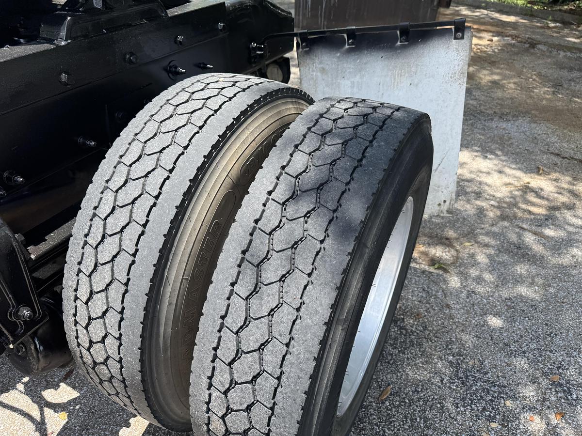 Used 2015 Peterbilt 337