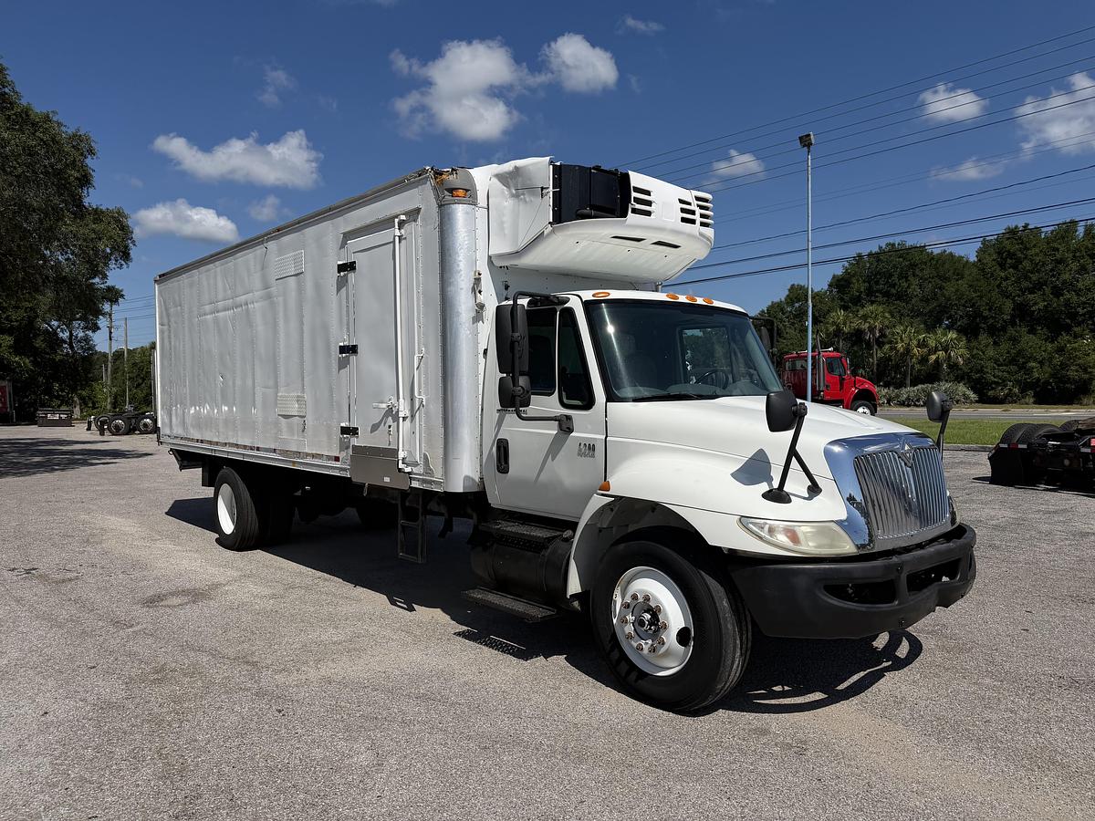 Used 2007 INTERNATIONAL 4300
