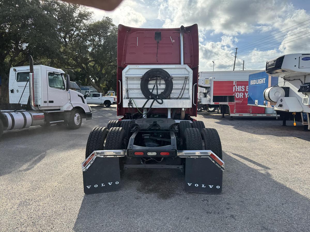 Used 2007 VOLVO VNL 780