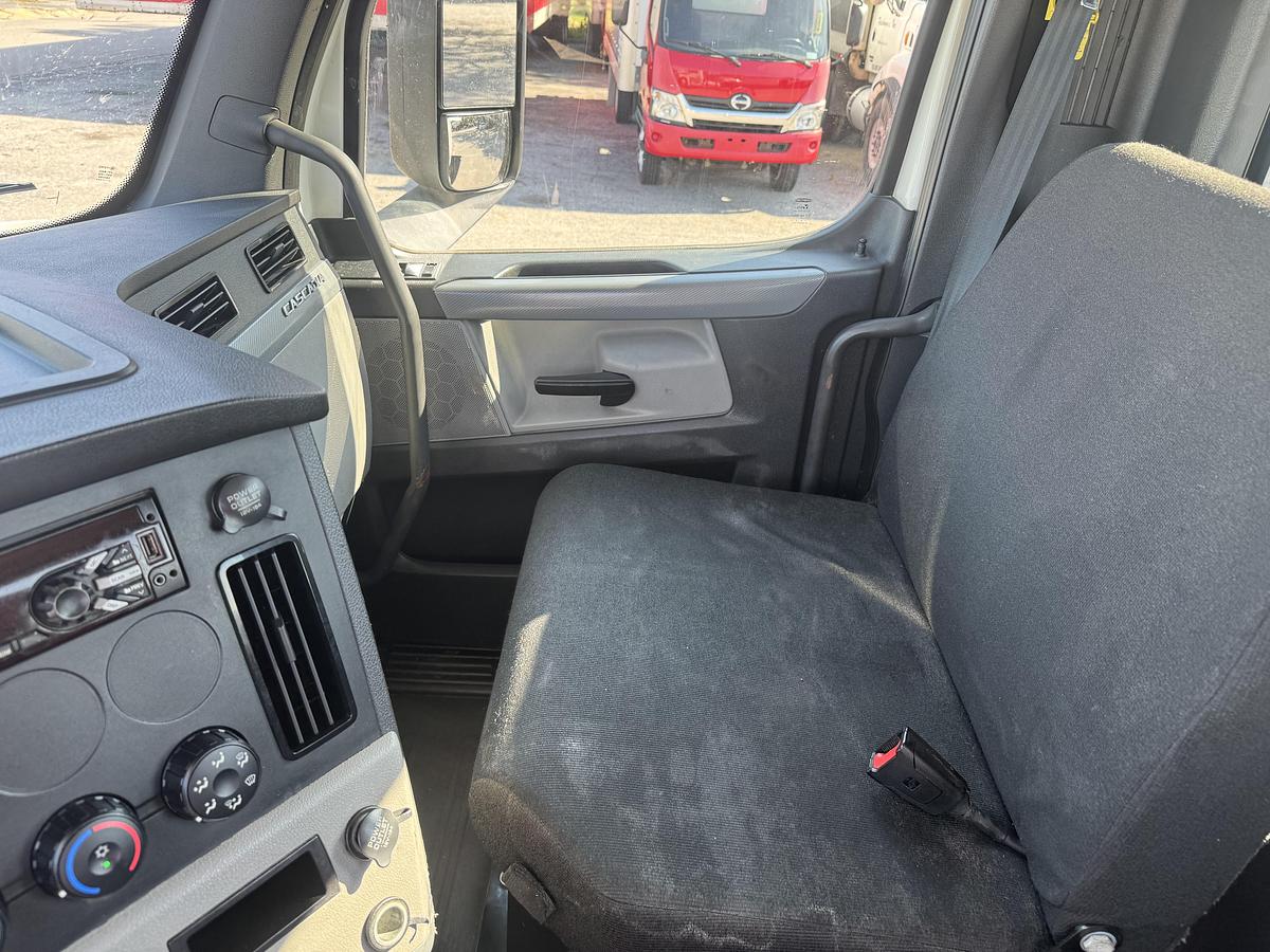Used 2018 Freightliner® CASCADIA 126