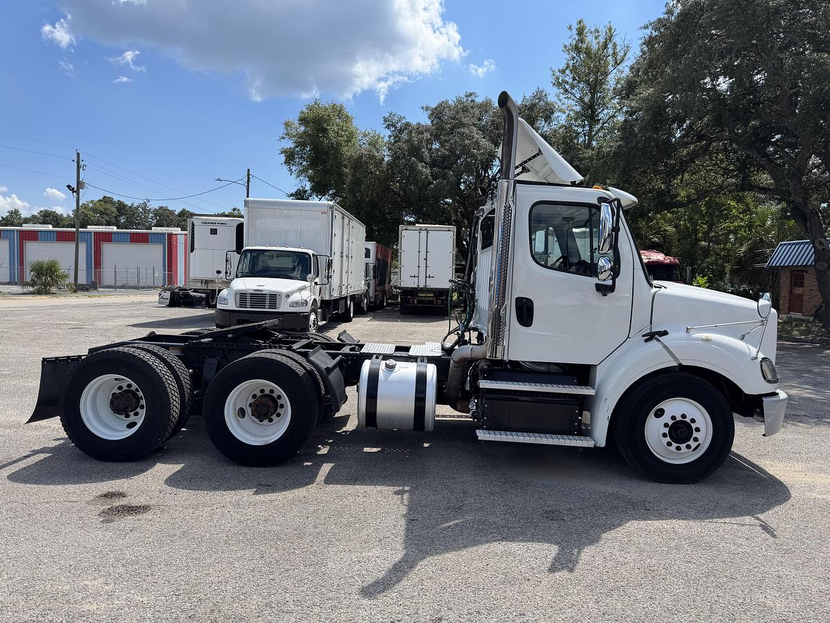 Used 2016 Freightliner® M2 106