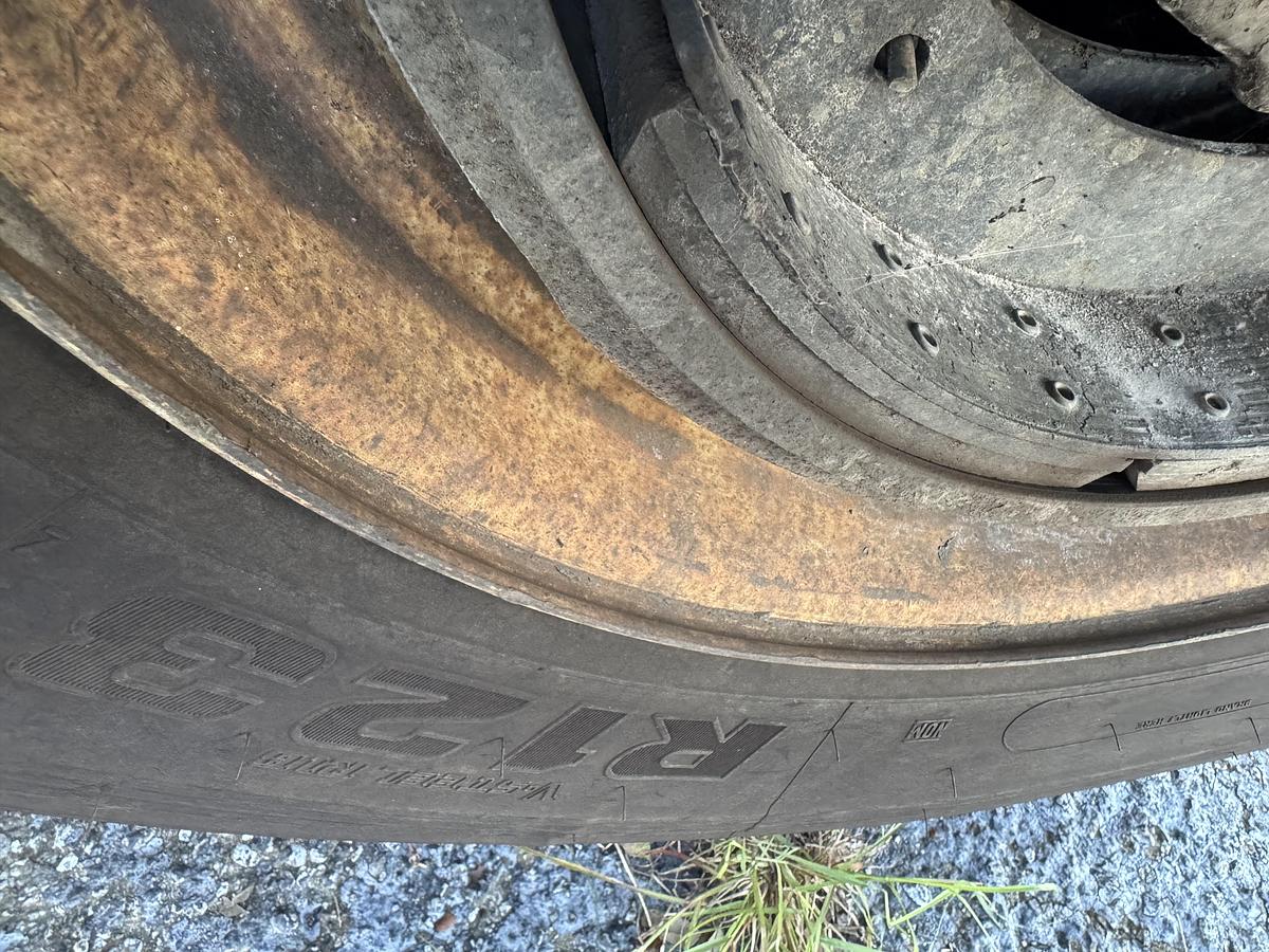 Used 1993 SHOPBUILT LOG TRAILER