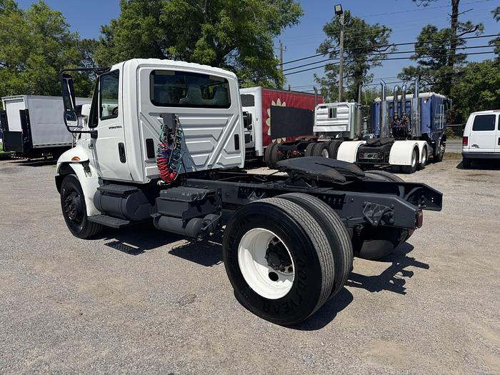 Used 2007 INTERNATIONAL 4300