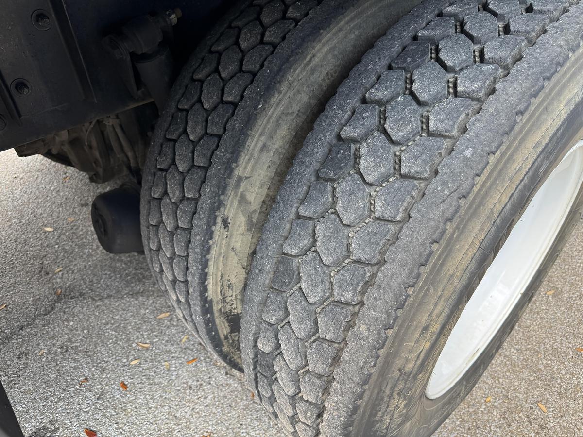 Used 2016 Freightliner® 108SD