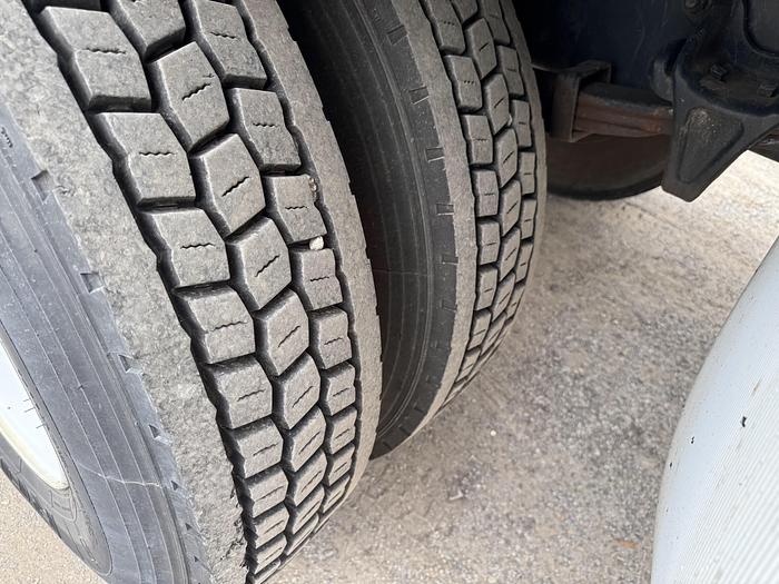 Used 2015 Freightliner® M2 106