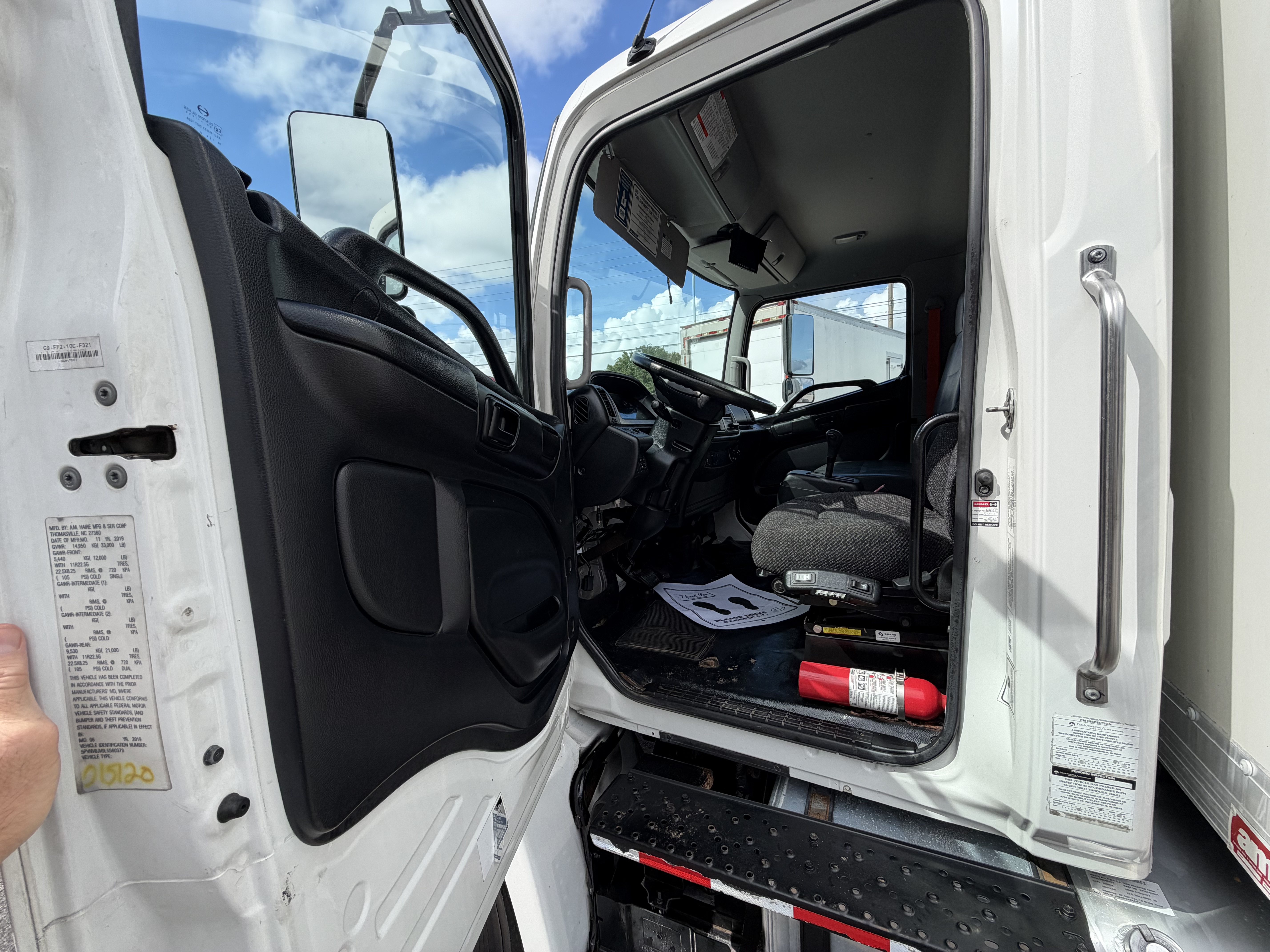 Used 2020 HINO 338