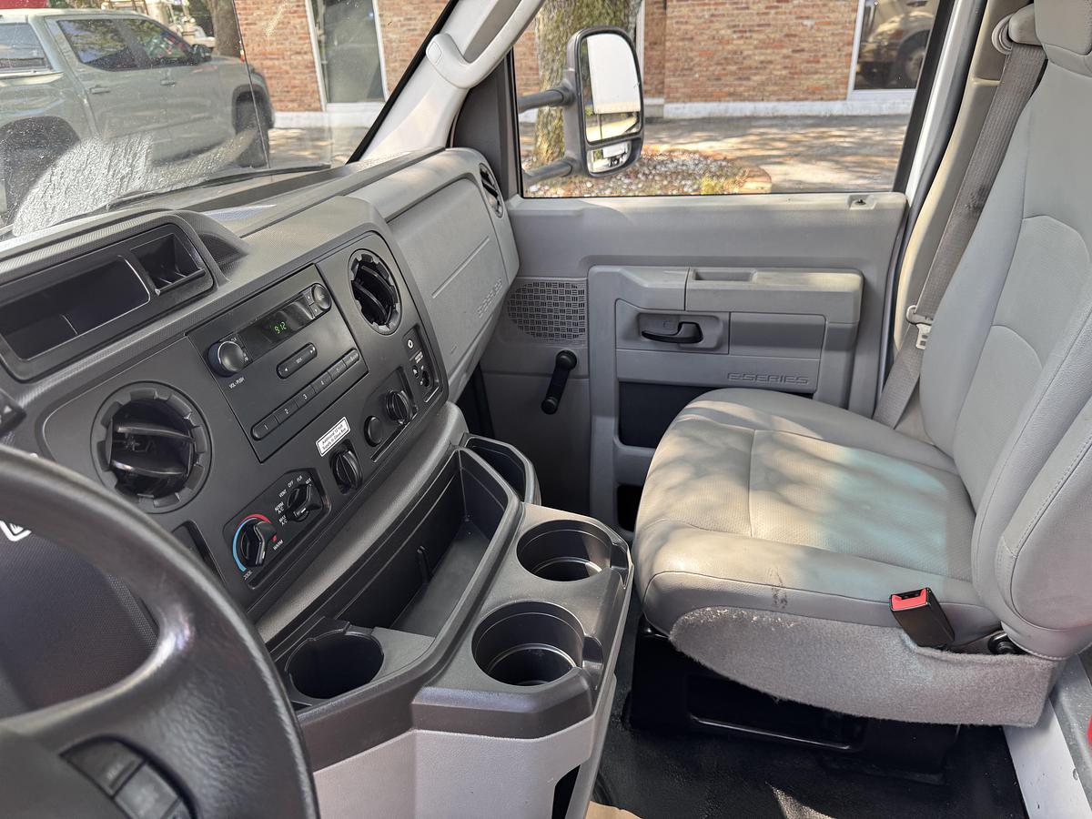 Used 2017 FORD E-350